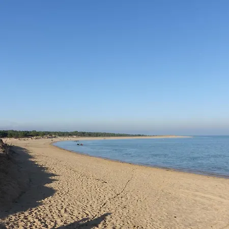 Les Cariatides 5 By Interhome Feriehus Saint-Pierre-d'Oleron